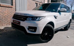 A white Range Rover perfectly restored to pre-accident condition by Racers Paint and Panel